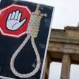 Regime iraniano tem recorde de execuções e intensifica perseguição a advogados de condenados à morte