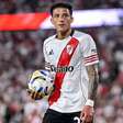 Com dificuldades por Sosa, Vasco abre negociação com Kevin Castaño, do River Plate