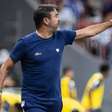 Artur Jorge promove mudanças e ganha reforços no Cruzeiro