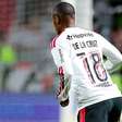 Flamengo terá desfalque de De la Cruz contra o Vitória