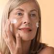 Acne é falta de higiene? Conheça os mitos que detonam a saúde da pele e como tratar do jeito certo