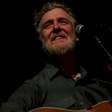 Glen Hansard morre aos 56 anos em acidente de moto