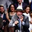 Lula sinaliza em podcast que não deve ir a debates no 1º turno: 'Quero saber qual é o nível'