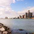 Detroit inaugura estrada com carregamento sem fio