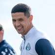 Internacional prepara investida para fechar com Alex Arce