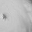 Satélite captura olho de ciclone com vento de quase 300 km/h