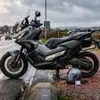 Honda X-ADV reúne câmbio de dupla embreagem, 6 modos de pilotagem e motor de 58,6 cv em uma moto feita para cidade e estrada