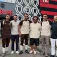 Marcelo, ex-Fluminense, visita CT do Flamengo