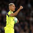 Gol de Richarlison nos acréscimos dá vitória ao Tottenham sobre o Chelsea em amistoso