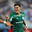 Sosa cresce no Palmeiras e mantém destaque em meio à concorrência no ataque