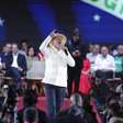 Lula lança candidatura e promete investir em defesa para evitar 'invasão'