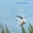 Helicópteros colidem no ar durante operação contra incêndio na Grécia