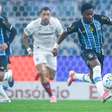 Não vai ficar no Grêmio? Amuzu quebra o silêncio sobre renovação
