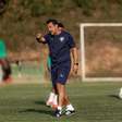 Fred inicia trabalhos no time Sub-20 do Fluminense e se emociona