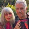 Ex de Rita Lee publica foto com antiga paixão; famosos se pronunciam