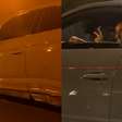 Jogador do PSG é flagrado dirigindo carro milionário e acena para fãs
