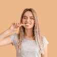 7 hábitos comuns que podem danificar os dentes