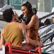 Imprensa internacional destaca 'quem é' Bruna Marquezine por causa de namoro com Shawn Mendes