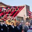 Milhares de torcedores do Milan se despedem de Baresi em funeral