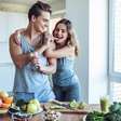 Casais que emagrecem juntos: dicas para adotar hábitos saudáveis a dois