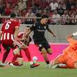 Olympiacos empata com NEC e deixa vaga na Champions em aberto