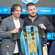 Krovinovi assume a camisa 8 e manda recado à torcida do Grêmio