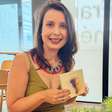 Cantora Bruna Hetzel leva músicas do nordeste brasileiro aos clubes de jazz de Paris