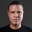 Orientação sexual de Luis Fabiano é alterada após erro de partido