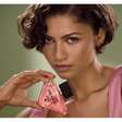 Achei na Zara o 'gêmeo baratinho' do perfume importado que deixa Zendaya com cheiro de rica: custa menos de R$ 120; com notas de tangerina e baunilha, ele custa 87% menos