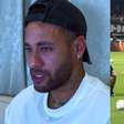 Neymar é vítima de xingamentos em estádio antes de jogo e toma atitude; assista