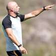 Botafogo faz treino aberto, e Franclim destaca importância de vitória em clássico