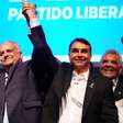 Cercado por mulheres, Flávio Bolsonaro anuncia Alfredo Gaspar como vice: 'Soldado do nordeste'