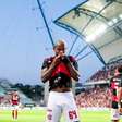 Flamengo avalia interesse do Red Bull Bragantino por Wallace Yan