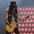 Slash compartilha vídeo explosivo do Deftones e surpreende fãs