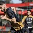 São Paulo: Domingos Duarte treina e Lucas volta ao campo