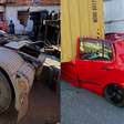 Carreta tomba e contêiner de 28 toneladas esmaga carro na Grande SP; veja