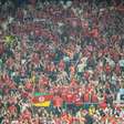 Internacional perde na volta, mas bate o Corinthians no agregado e avança na Copa do Brasil
