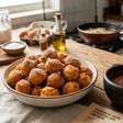 Bolinho de chuva de cenoura: uma versão mais equilibrada do clássico da infância