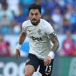 Botafogo encaminha renovação de contrato com o capitão Alex Telles