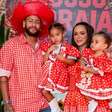 Neymar e Bruna Biancardi fazem arraiá com shows, brincadeiras e looks caipiras