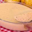 Mousse de maracujá zero açúcar fit e proteica, uma sobremesa saudável e refrescante para o Dia dos Pais