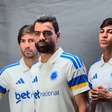 Cruzeiro lança novo 3º uniforme; assista aos bastidores da revelação