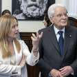 Meloni escolhe Sardenha para férias, enquanto Mattarella descansa no norte da Itália