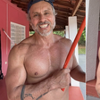 Alexandre Nero desmente fotos de físico musculoso e revela uso de IA: 'Não está pura'