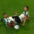 Jogador da Chapecoense sofre múltiplas fraturas, é levado à UTI e passa por cirurgia