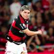 Ayrton Lucas vê Flamengo mais confiante para pegar o Cruzeiro