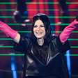 Laura Pausini interrompe show para dar 'bronca' em público VIP: 'Mexam os lábios'
