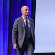 A Amazon ultrapassou a marca de US$ 3 trilhões em valor de mercado, e Jeff Bezos fez o que sabe fazer de melhor: vender 15 milhões de ações