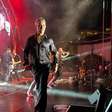 Robbie Williams encanta público em show exclusivo na Sardenha após 11 anos