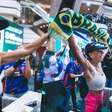 Brasileira de 55 anos bate recorde mundial após passar 7 dias correndo em uma esteira de shopping e completar 866 km
